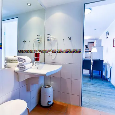 Apartment Bl04 *